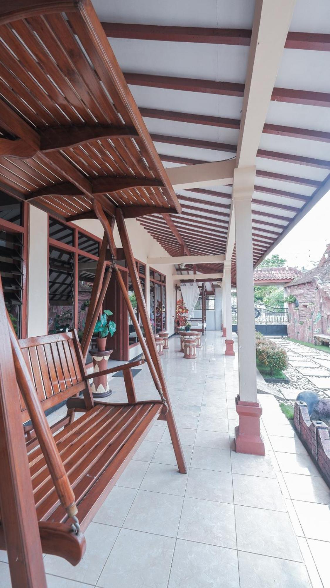 Marry Ind Gunung Kawi Guest House Malang Bumirejo Bagian luar foto