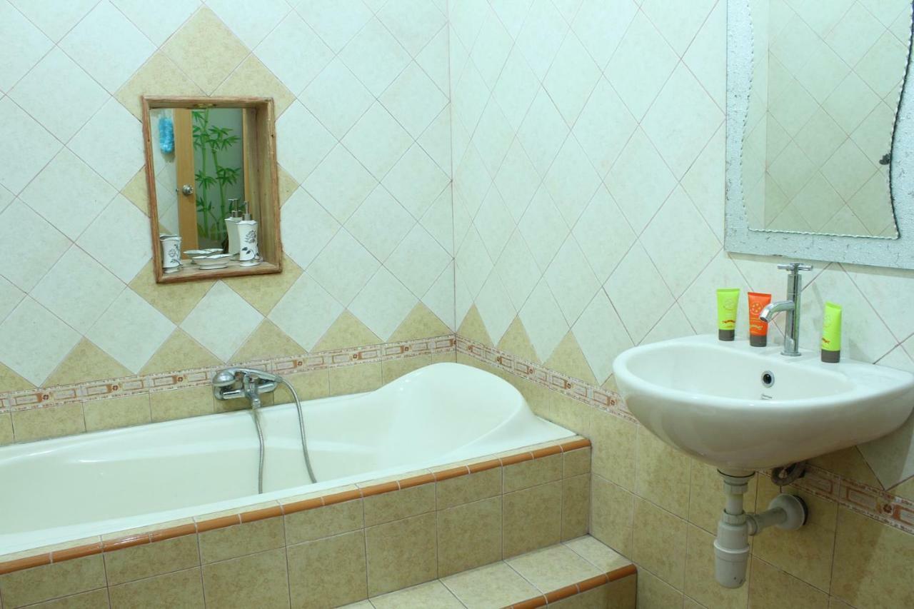 Marry Ind Gunung Kawi Guest House Malang Bumirejo Bagian luar foto